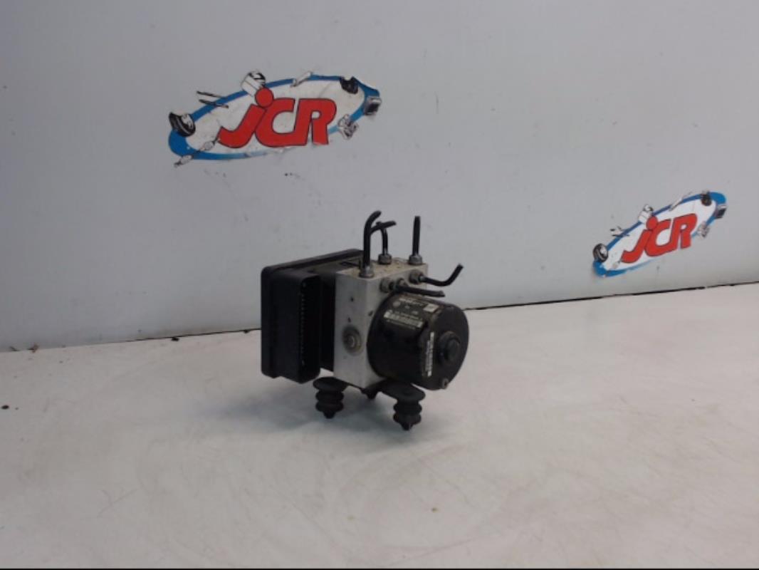 Bloc ABS (freins anti-blocage) AUDI A3 2 PHASE 1 Essence - 1