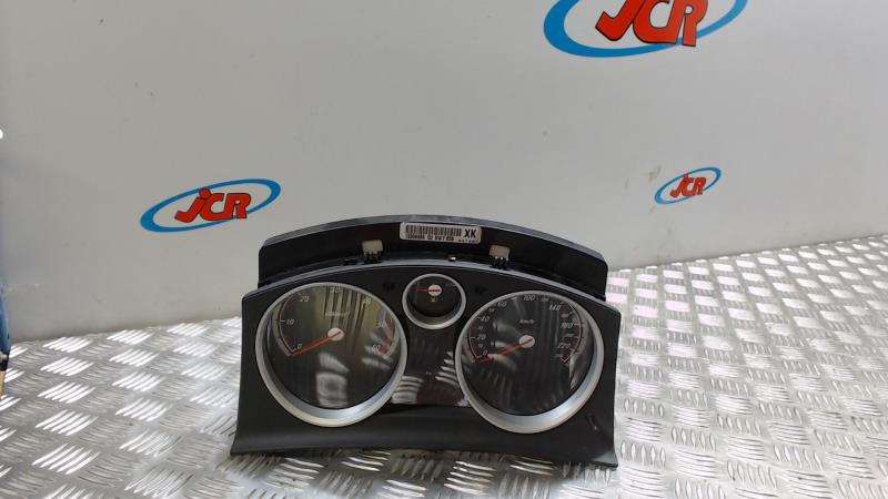 Compteur OPEL ZAFIRA B PHASE 2 Diesel - 1