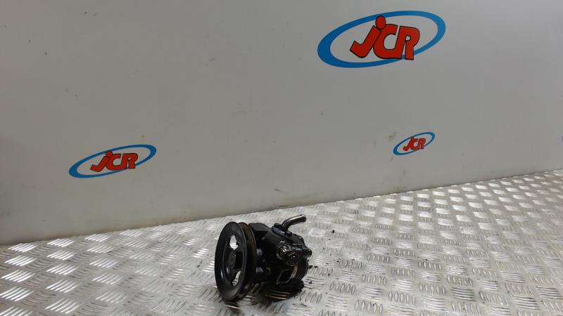 Pompe de direction MITSUBISHI PAJERO 2 PHASE 2 Diesel - 1