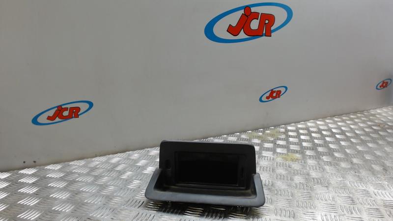 Ecran GPS RENAULT CLIO 3 PHASE 2 BREAK Diesel - 1