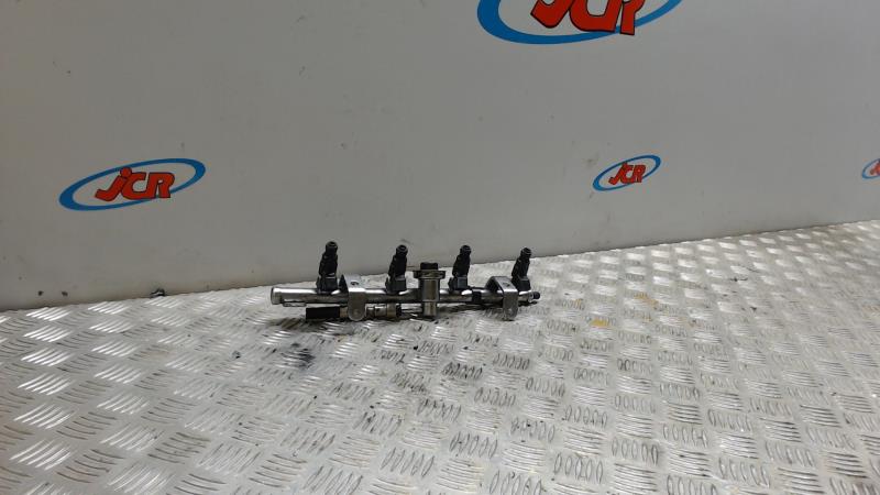Rampe injection MINI MINI 1 R50/R53 PHASE 1 Essence - 1