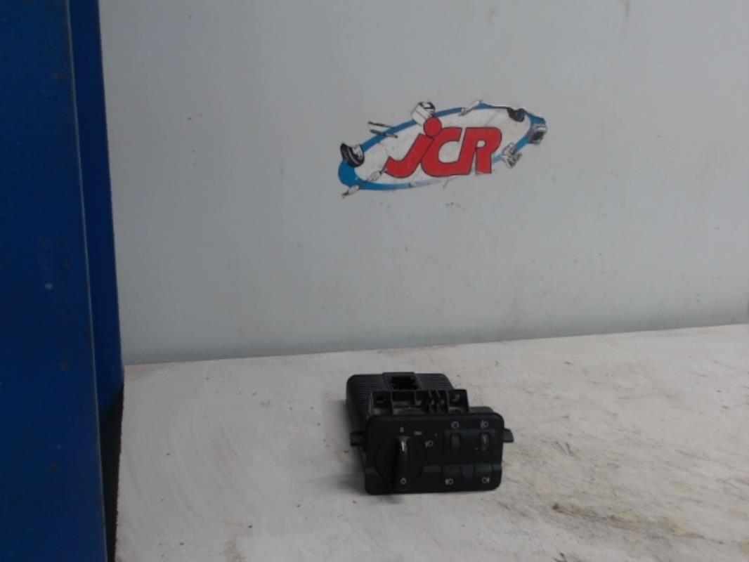 Bouton/Interrupteur BMW SERIE 3 E46 PHASE 1 Diesel - 1