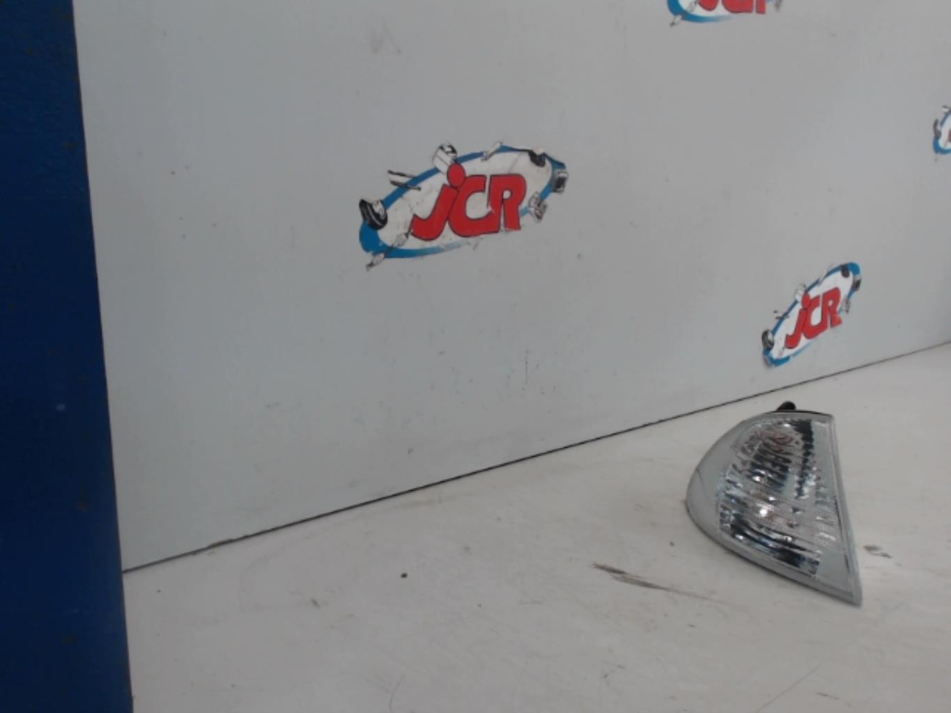 Optique avant secondaire droit (feux)(clignotant) BMW SERIE 3 E46 PHASE 1 Essence - 1