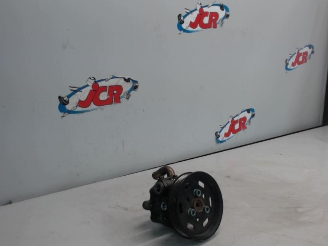 Pompe de direction VOLKSWAGEN GOLF 4 Essence - 1