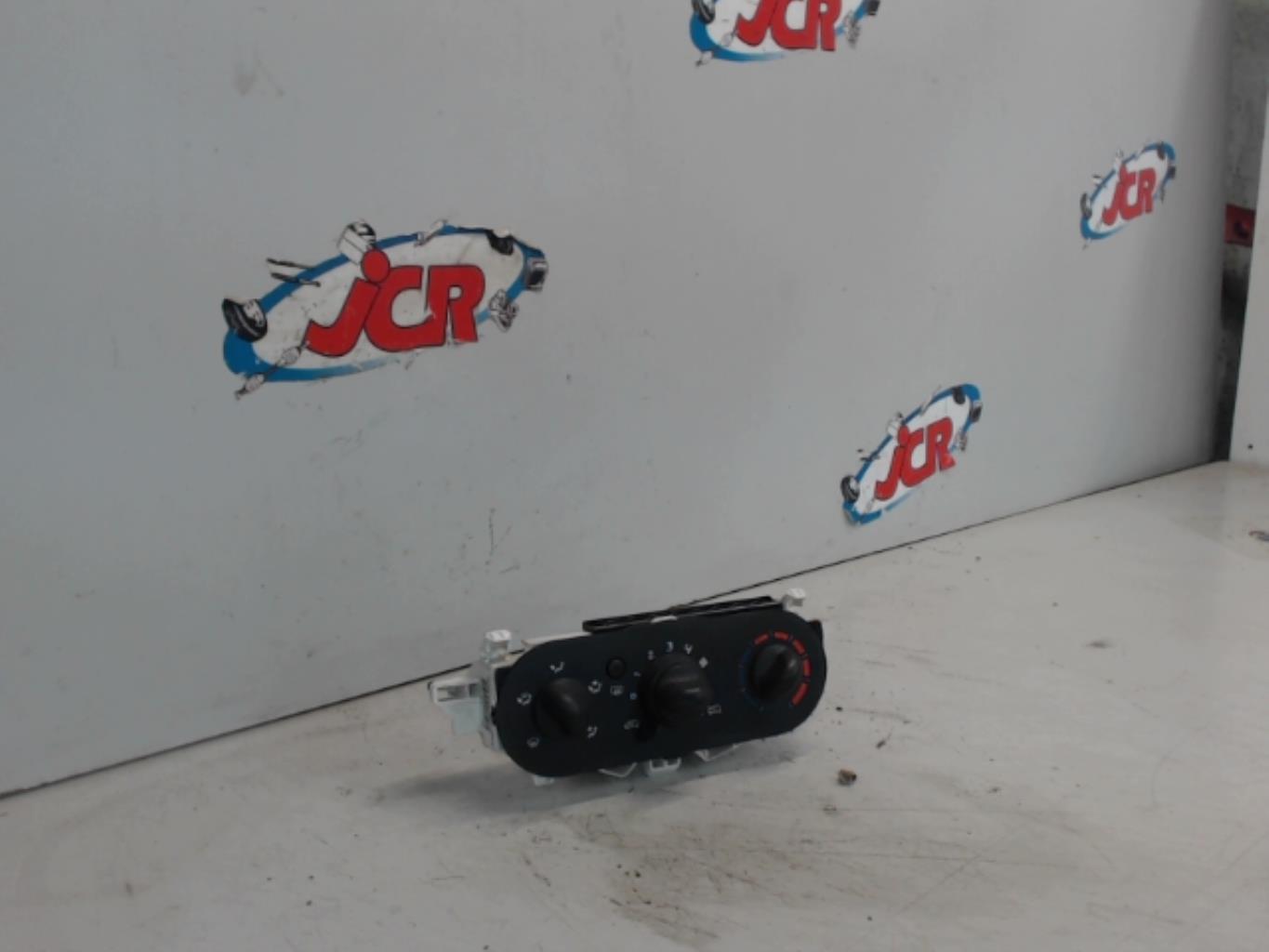 Commande chauffage RENAULT TWINGO 2 PHASE 1 Diesel - 1