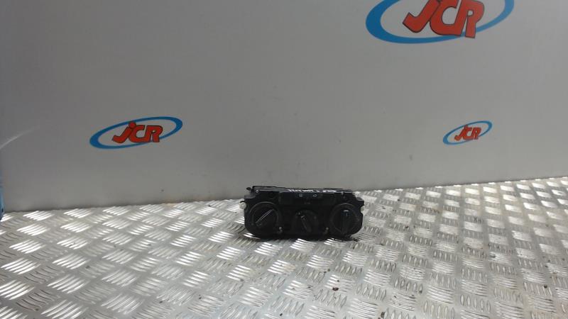 Commande chauffage VOLKSWAGEN GOLF 5 Diesel - 1