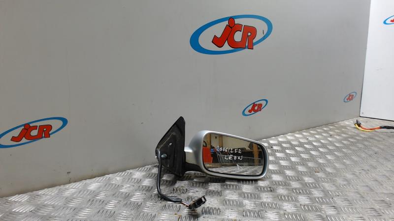 Retroviseur droit SEAT LEON 1 Diesel - 1