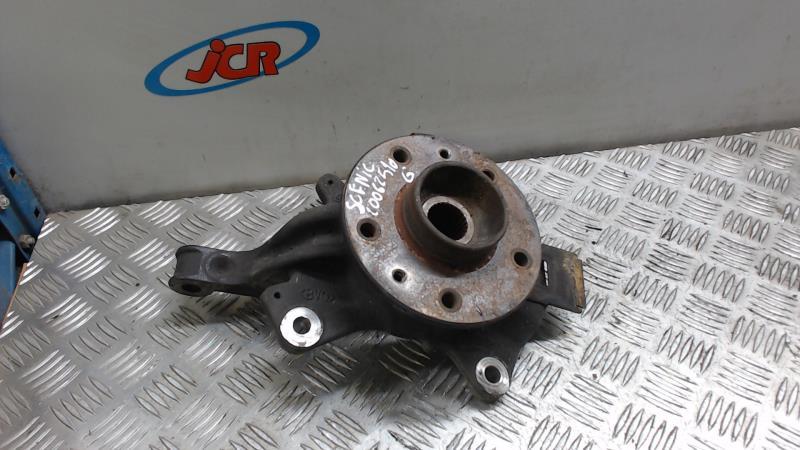 Moyeu avant gauche RENAULT SCENIC 3 PHASE 1 Diesel - 1
