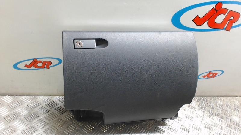 Boite a gants MERCEDES CLASSE C 204 PHASE 1 Diesel - 1