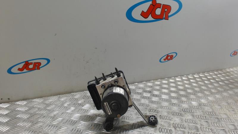 Bloc ABS (freins anti-blocage) BMW SERIE 3 E46 TOURING PHASE 1 BREAK Diesel - 1
