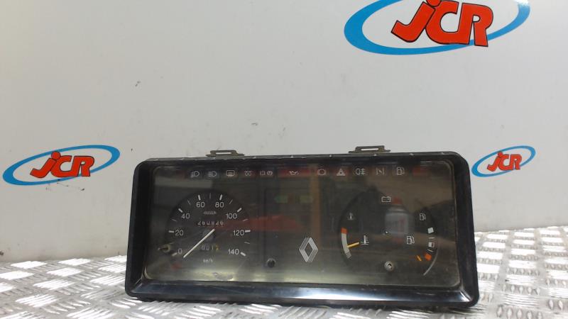 Compteur TOYOTA COROLLA VERSO 2 PHASE 2 Diesel - 1