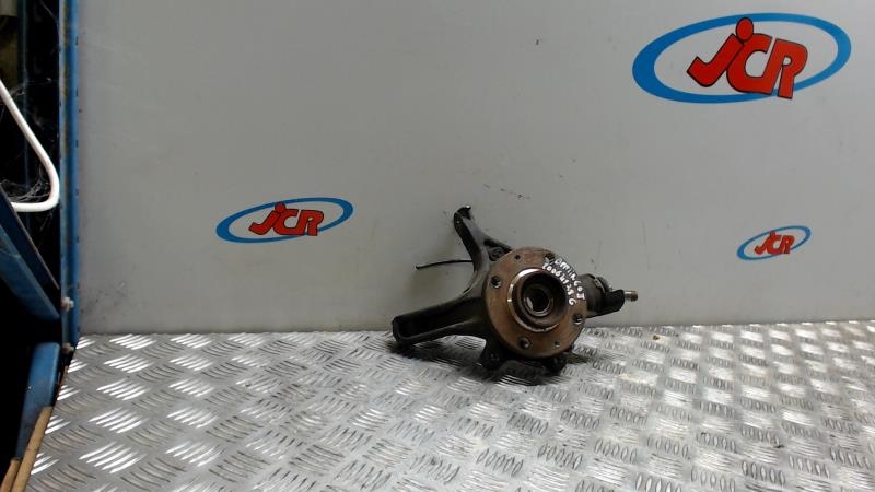 Moyeu avant gauche CITROEN BERLINGO 2 PHASE 1 Diesel - 1