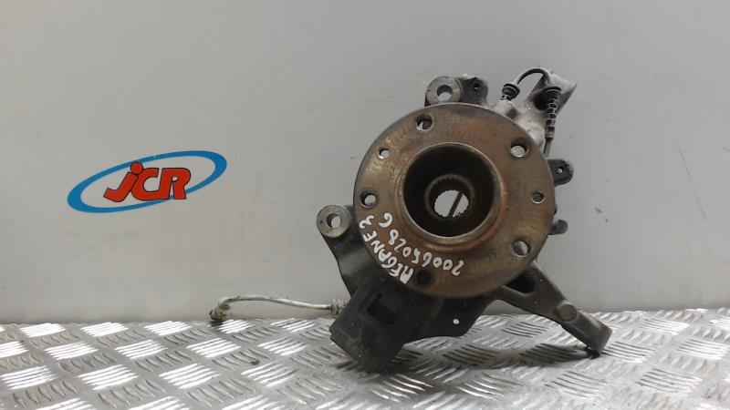 Moyeu avant gauche RENAULT MEGANE 3 PHASE 1 BREAK Diesel - 1
