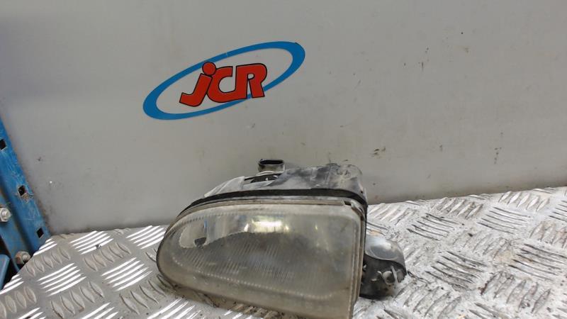 Anti brouillard gauche (feux) CHRYSLER PT CRUISER PHASE 1 BREAK Diesel - 1