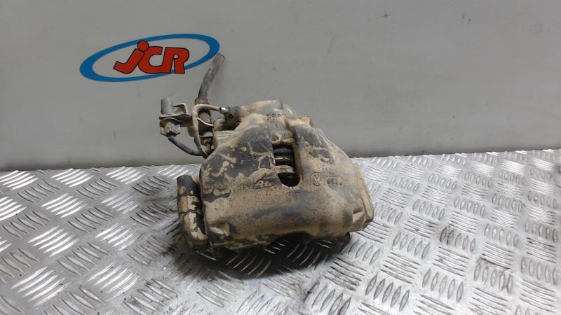 Etrier avant droit (freinage) AUDI A4 2 AVANT PHASE 2 BREAK Diesel - 1