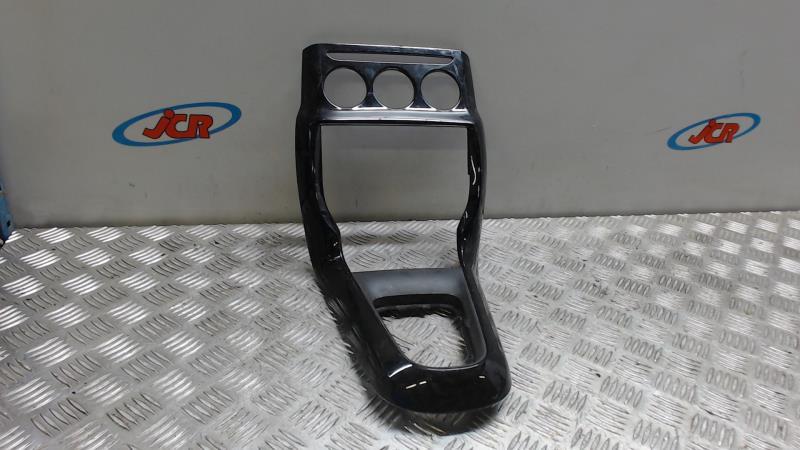 Console central (interieur plastique) CITROEN C3 2 PHASE 2 Diesel - 1