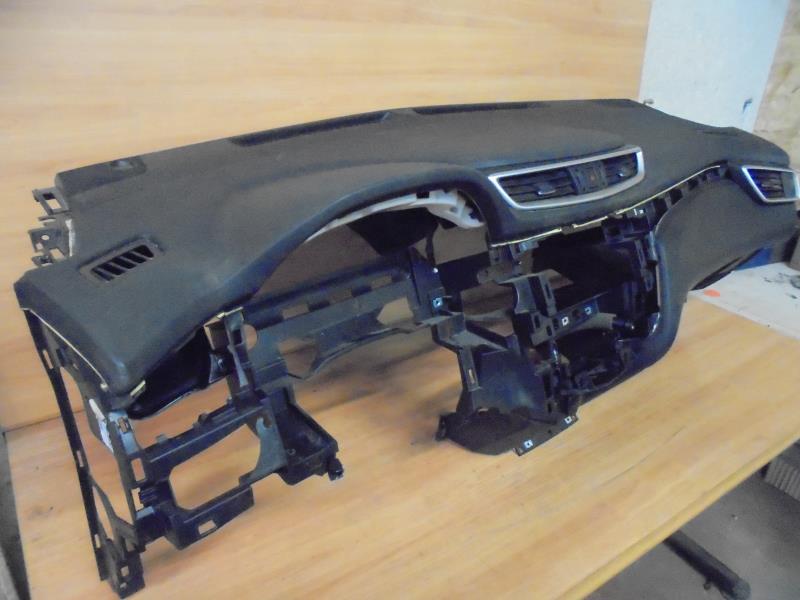 Planche de bord complete NISSAN X-TRAIL 3 PHASE 1 Diesel - 1