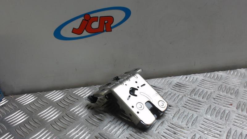 Serrure de hayon AUDI A1 1 SPORTBACK PHASE 2 Diesel - 1