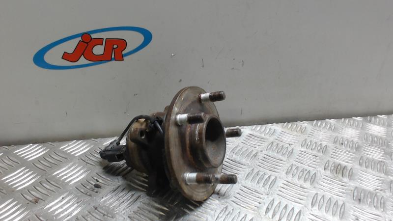 Moyeu arriere droit FORD FOCUS 2 PHASE 1 Diesel - 1