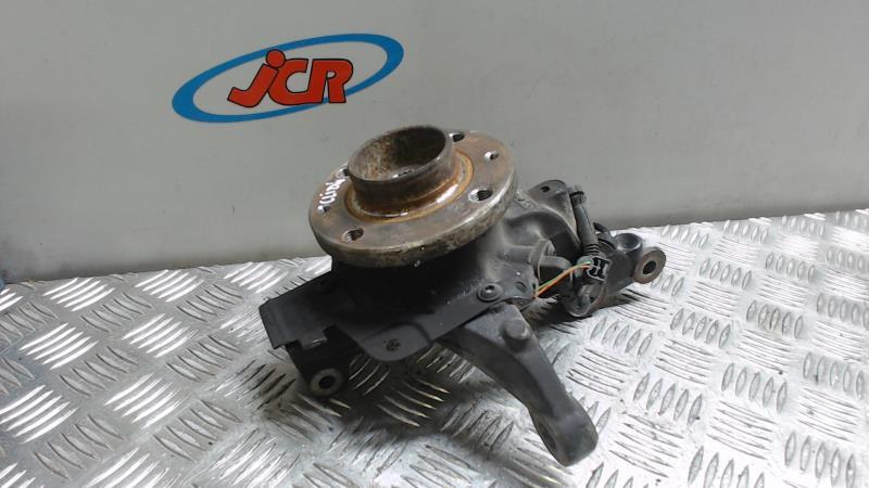 Moyeu avant gauche RENAULT CLIO 4 PHASE 1 Diesel - 1