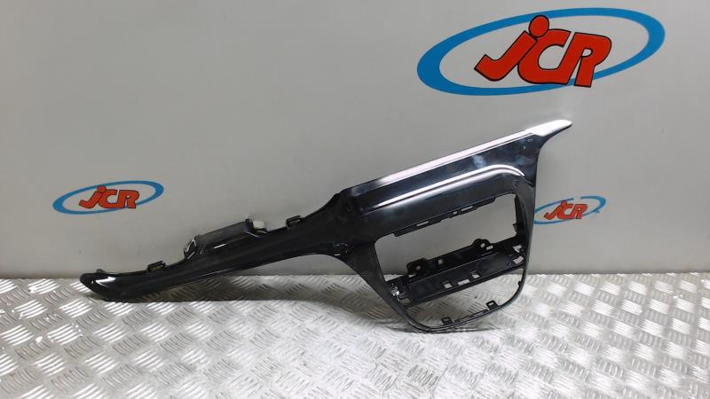 Facade autoradio PEUGEOT 208 1 PHASE 1 Diesel - 1