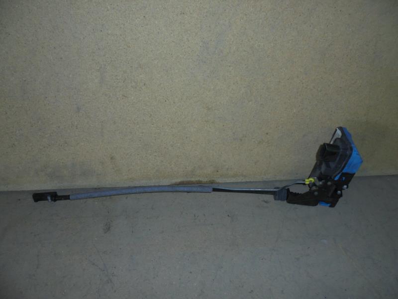 Serrure avant droit VOLVO V 70 1 PHASE 2 BREAK Diesel - 1