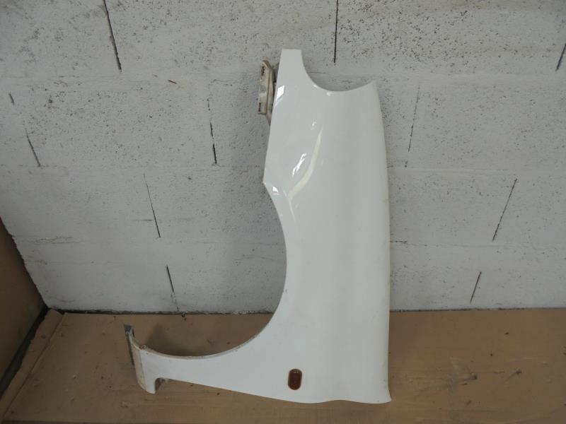Aile avant gauche RENAULT CLIO 2 PHASE 1 Essence - 1
