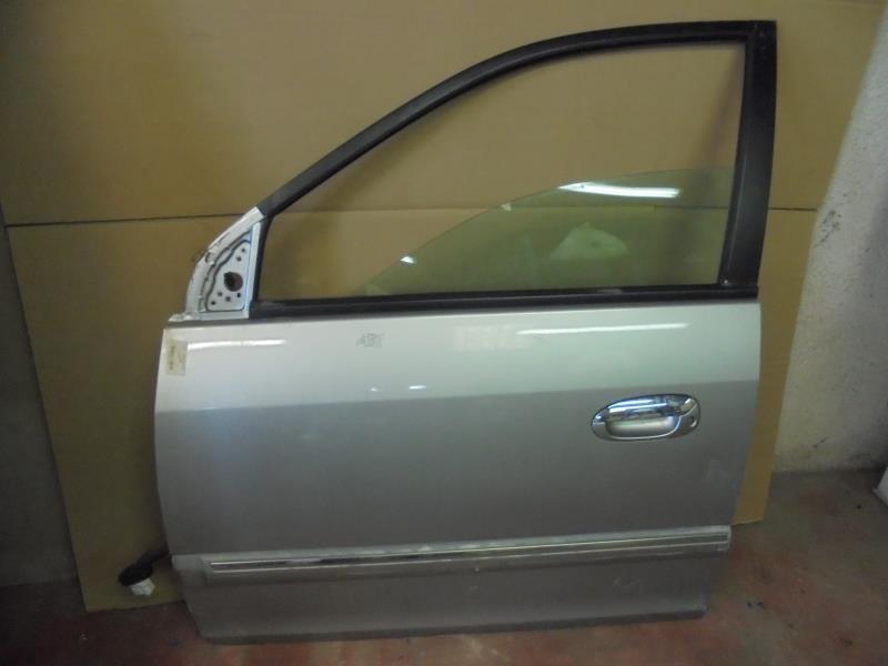 Porte avant gauche KIA CARENS 2 Diesel - 1