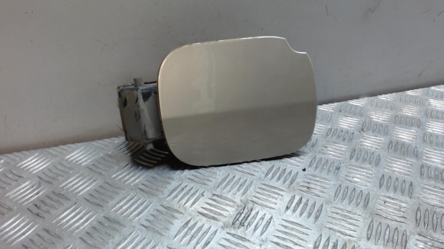 Trappe d'essence RENAULT CLIO 3 PHASE 1  - 1