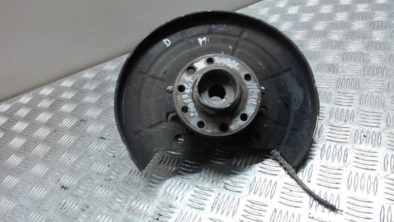 Moyeu avant droit OPEL MERIVA B PHASE 1 Diesel - 1