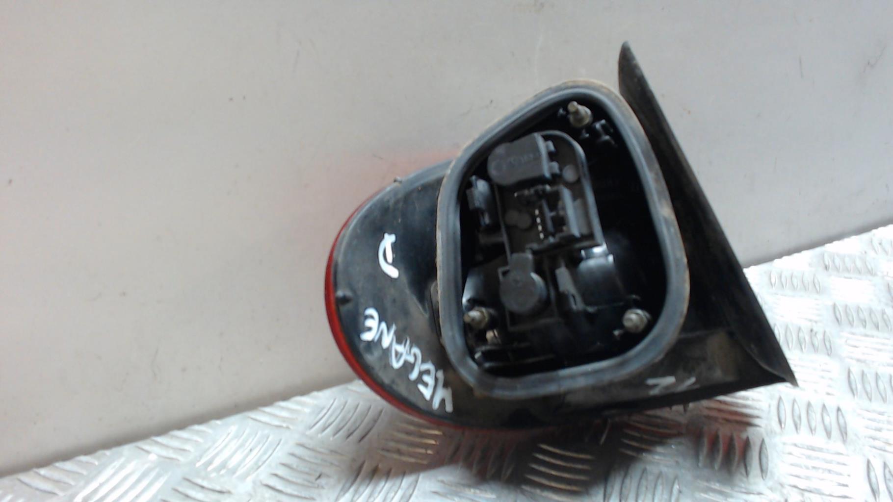 Feu arriere secondaire droit (feux) RENAULT MEGANE 1 PHASE 2  - 1