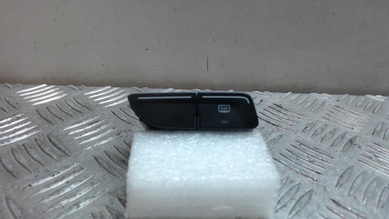 Commande degivrage lunette arriere FORD FOCUS 3 PHASE 1 BREAK  - 1