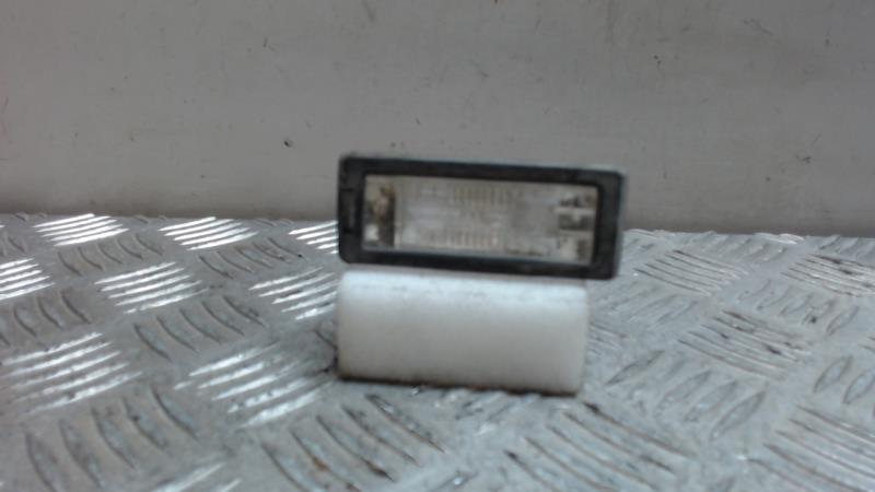 Eclairage de plaque RENAULT SCENIC 2 PHASE 1 Essence - 1