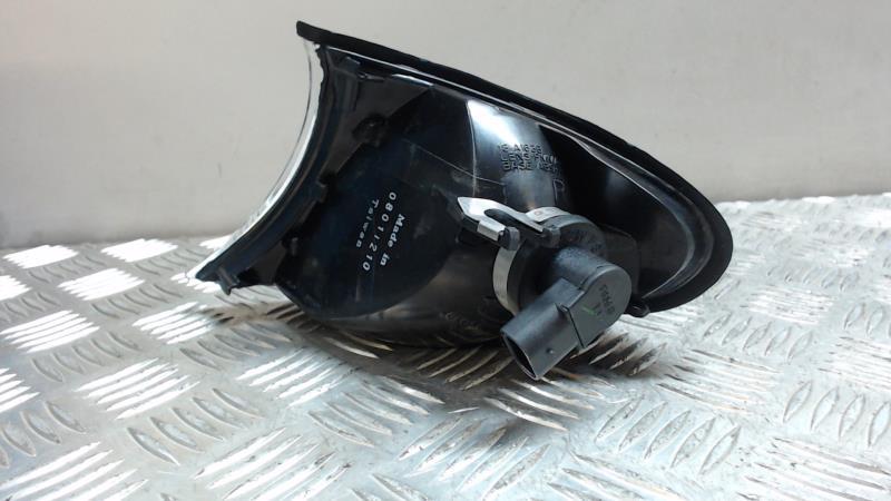Optique avant secondaire droit (feux)(clignotant) BMW SERIE 3 E46  - 1