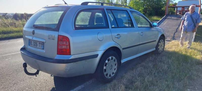 Serrure avant gauche SKODA OCTAVIA 1 PHASE 2 BREAK Diesel - 1