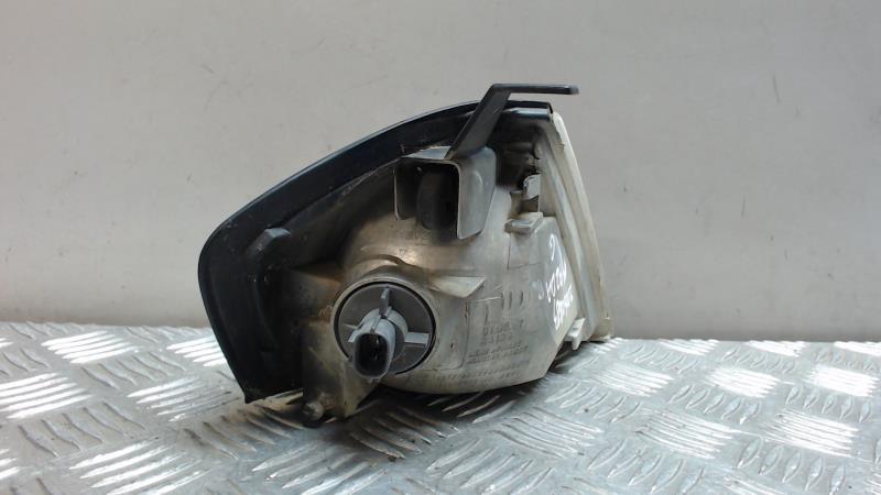 Optique avant secondaire gauche (feux)(clignotant) MAZDA 323 6 Diesel - 1