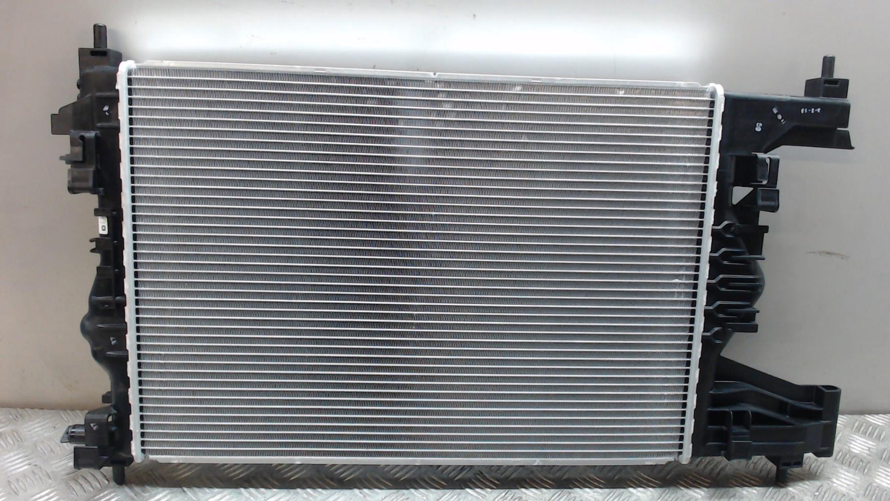 Radiateur eau OPEL ASTRA J  - 1