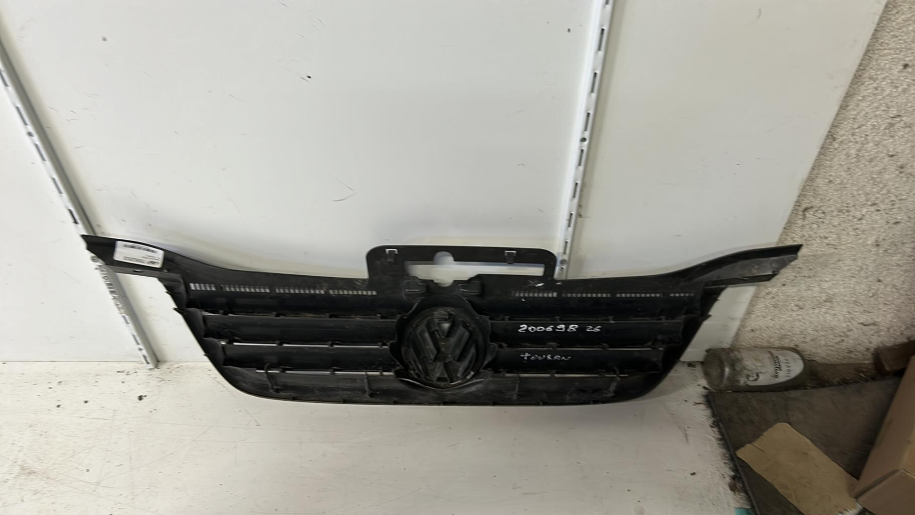 Calandre VOLKSWAGEN TOURAN 1  - 1