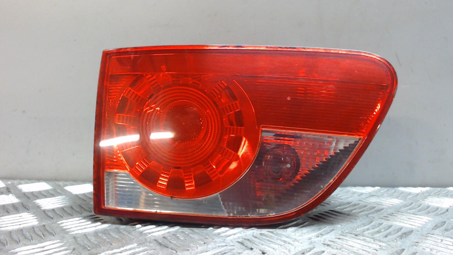 Feu arriere secondaire gauche (feux) SEAT ALTEA XL PHASE 1 Diesel - 1