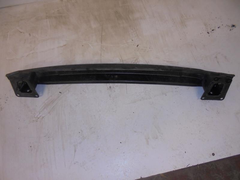 Traverse superieure VOLKSWAGEN PASSAT 5  - 1