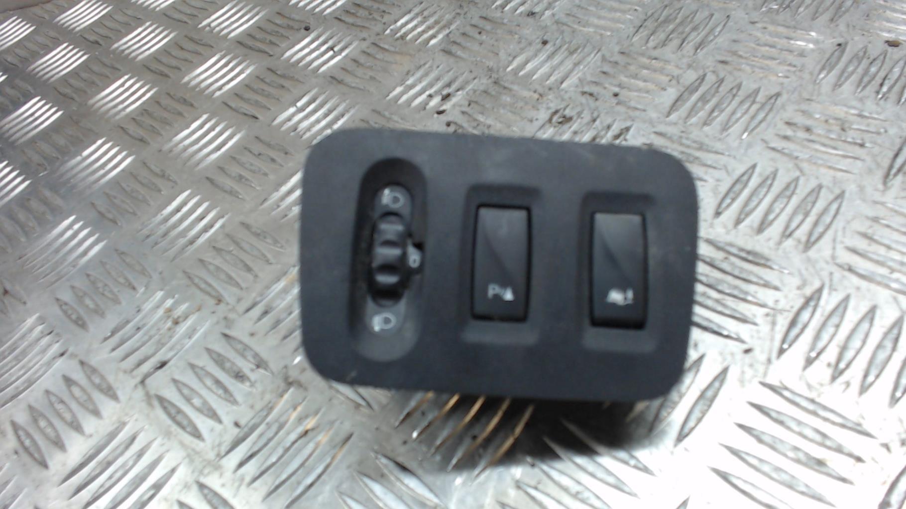 Commande de reglage hauteur de phare RENAULT MASTER 3 PHASE 2  - 1