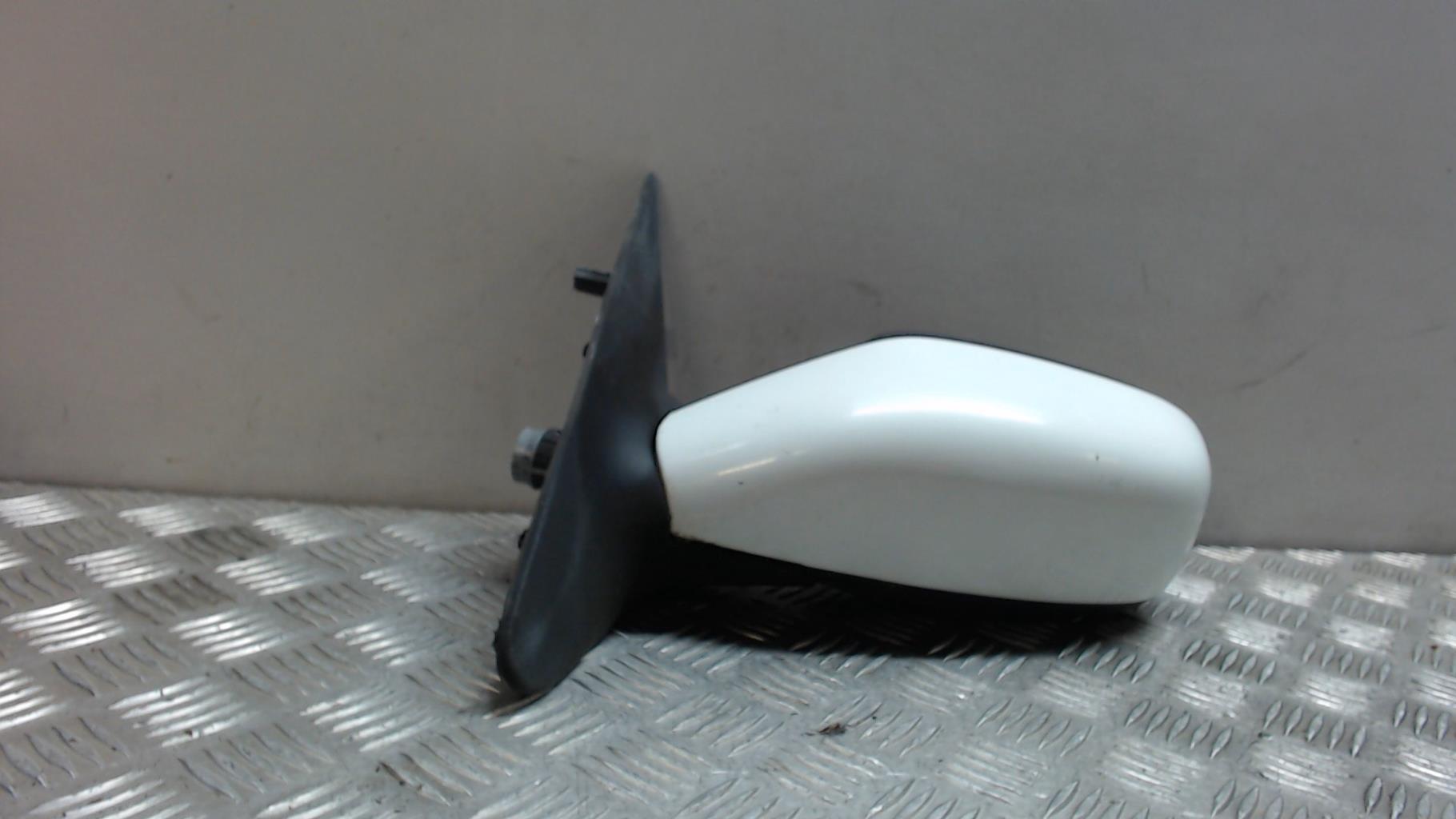 Retroviseur gauche RENAULT LAGUNA 2 PHASE 1 BREAK Essence - 1