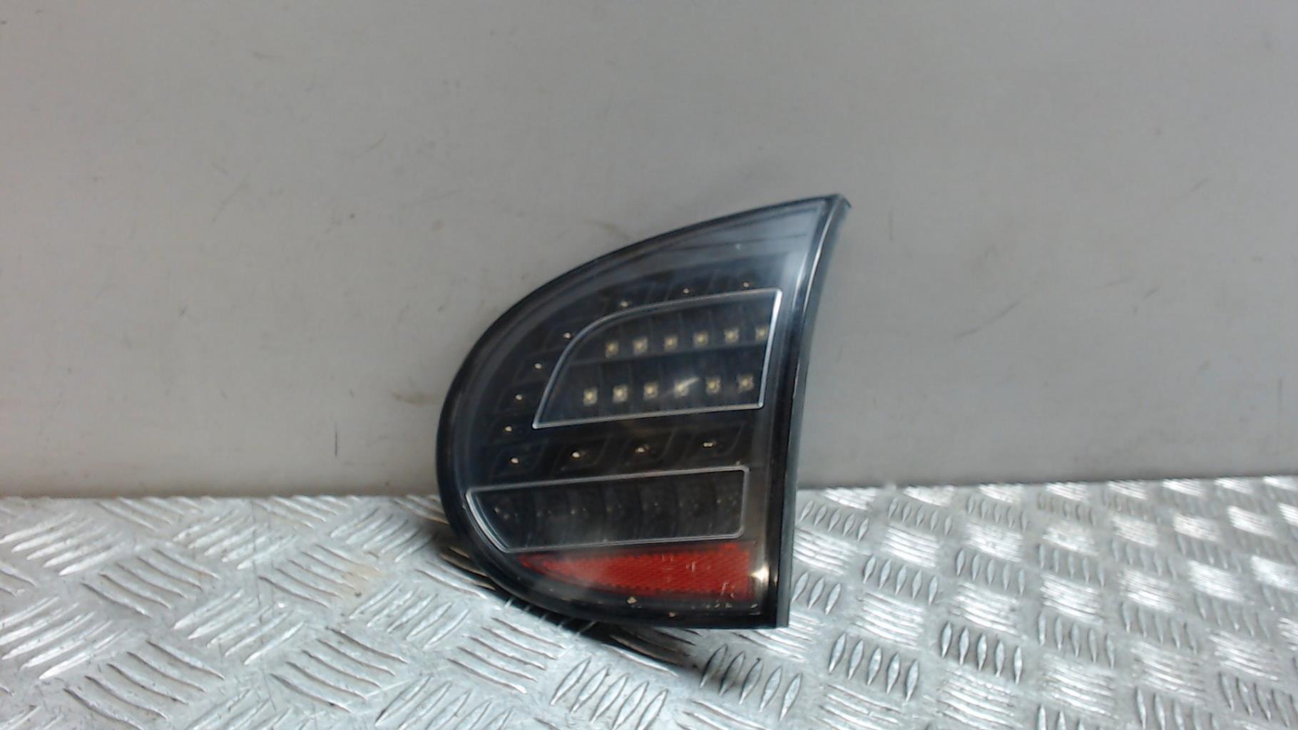 Feu arriere secondaire droit (feux) VOLKSWAGEN GOLF 5 Diesel - 1