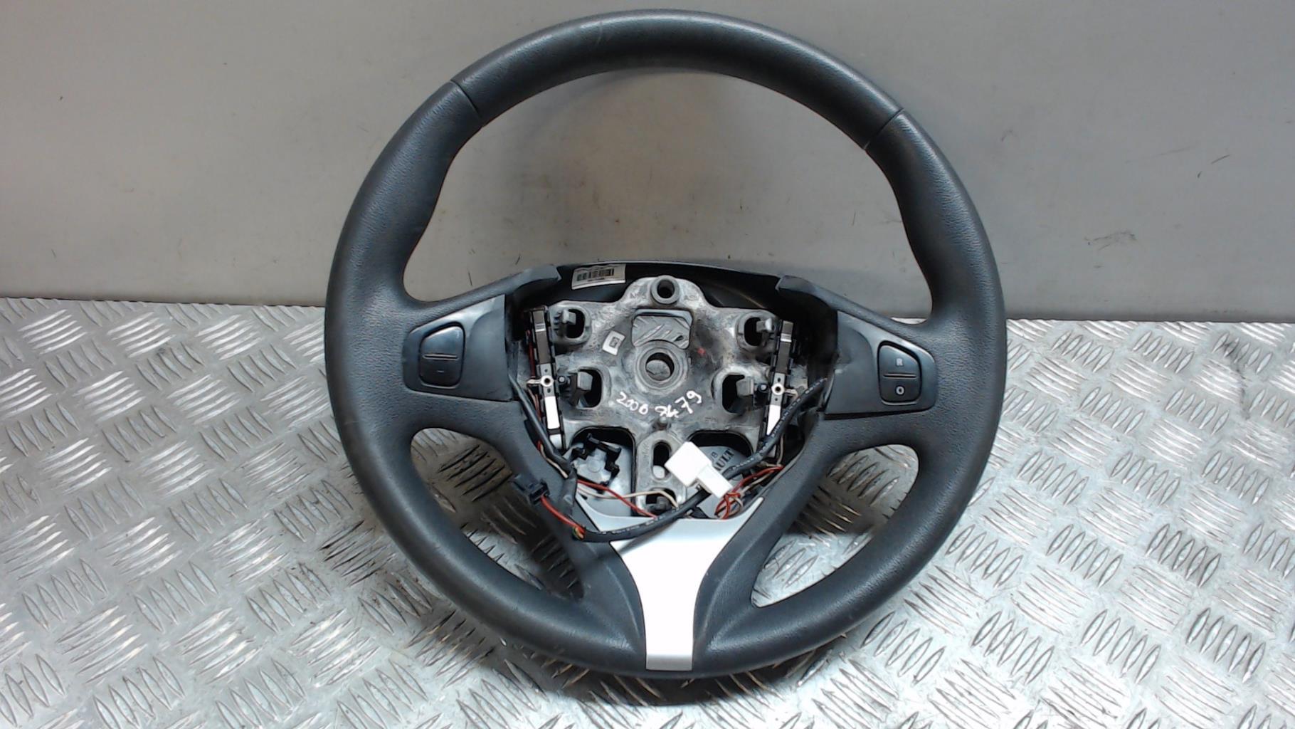 Volant RENAULT CLIO 4 PHASE 1  - 1