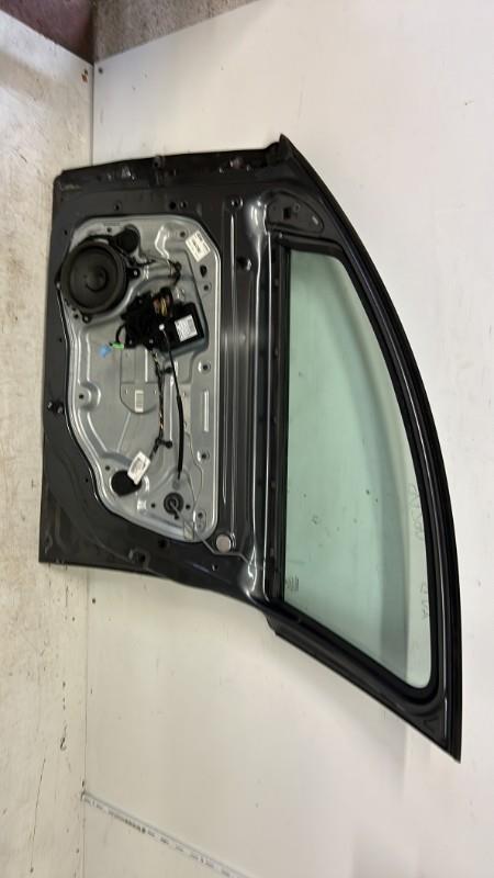 Porte avant droit VOLVO V 50 PHASE 2 BREAK Diesel - 1