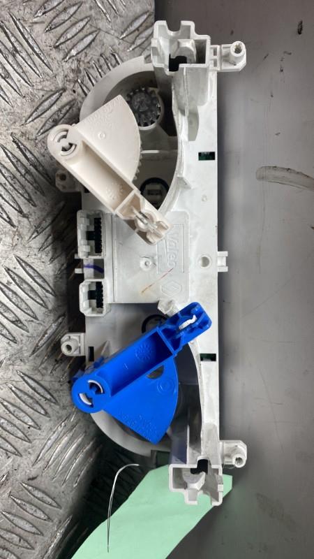 Commande chauffage RENAULT CLIO 4 PHASE 1  - 1