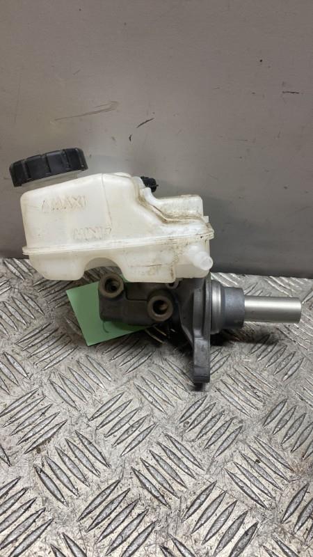 Maitre cylindre (freinage) RENAULT TWINGO 3 Essence - 1