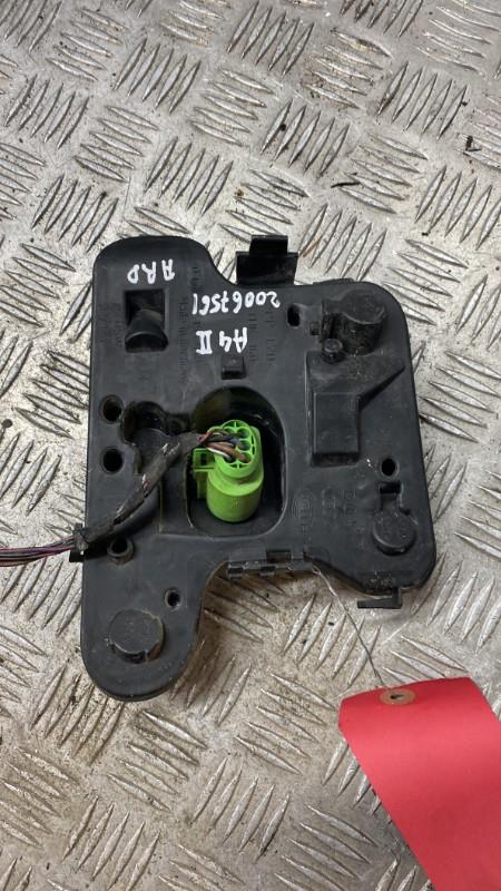 Platine feu arriere droit AUDI A4 2 PHASE 1 Diesel - 1
