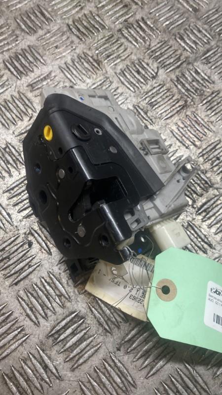 Serrure arriere gauche AUDI Q3 1 PHASE 1  - 1