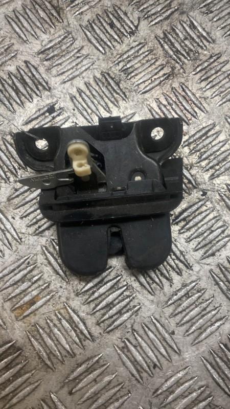 Serrure de hayon AUDI A2 Diesel - 1